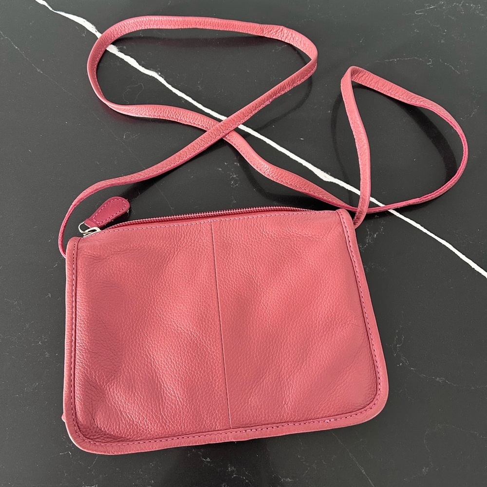 NWOT Hotter Pink Pebbled Leather Small Crossbody Purse Shoulder Bag Statement